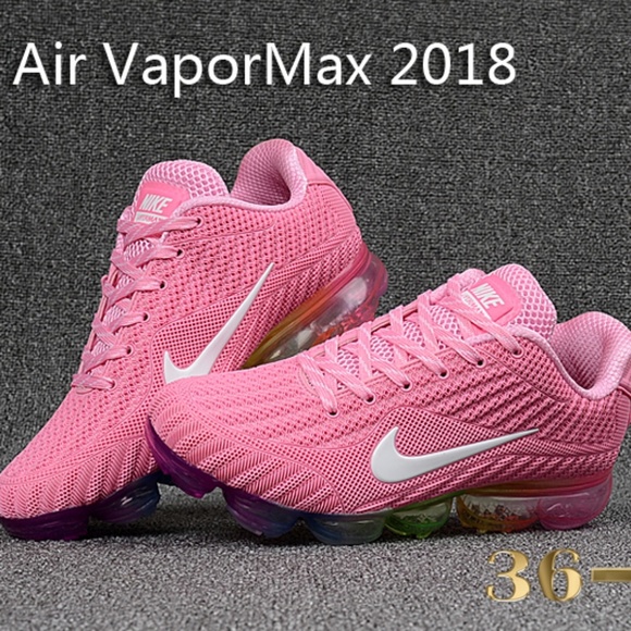 vapormax pink sole